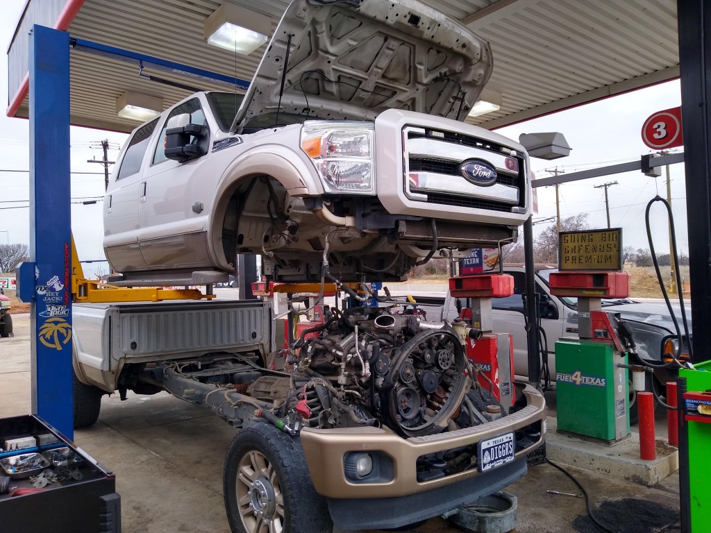 Picture of: All this for a oil pan gasket 🤬 you ford : r/Justrolledintotheshop