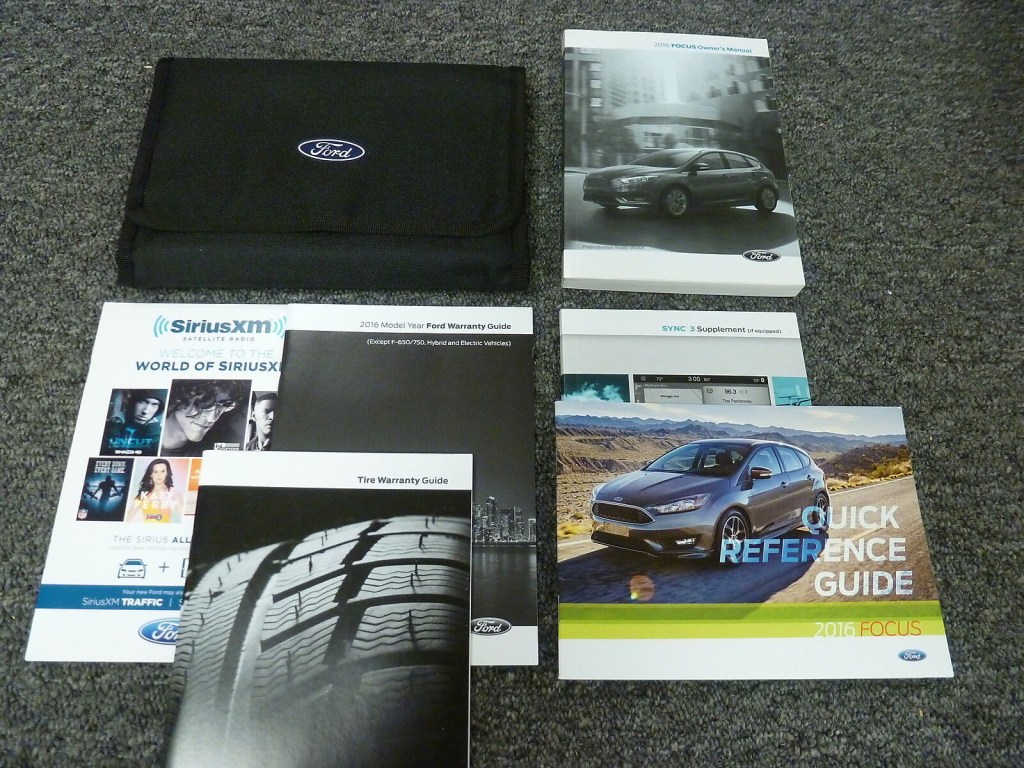 Picture of: Ford Focus Sedan Hatchback Owner Owner’s Manual User Guide S SE  Titanium