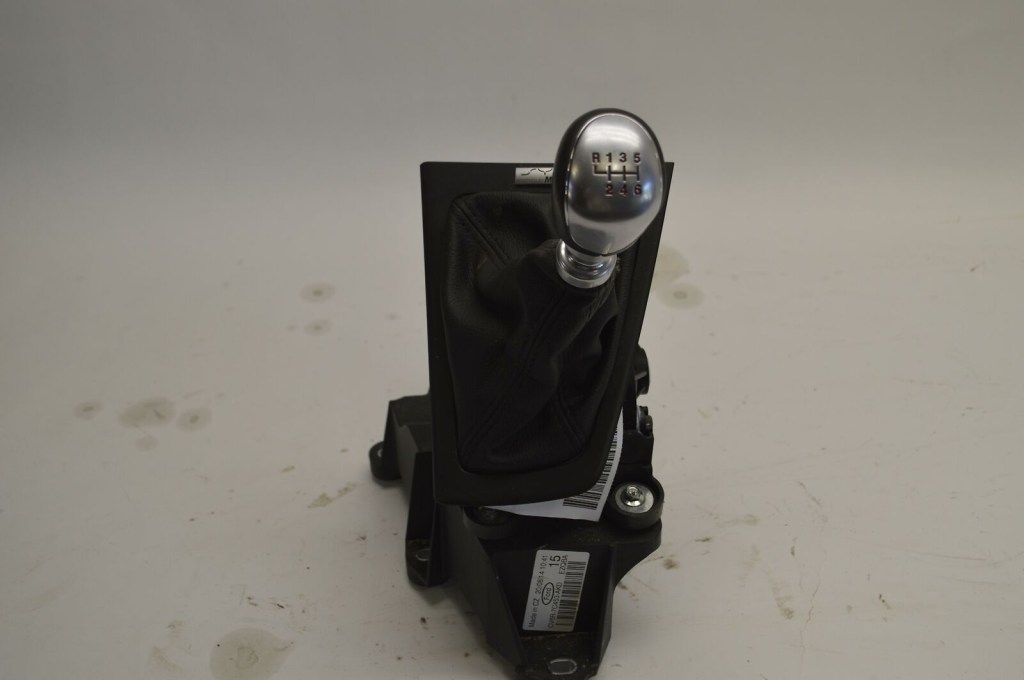 Picture of: – FORD FOCUS ST HATCH MANUAL TRANSMISSION GEAR SHIFTER -SPEED OEM
