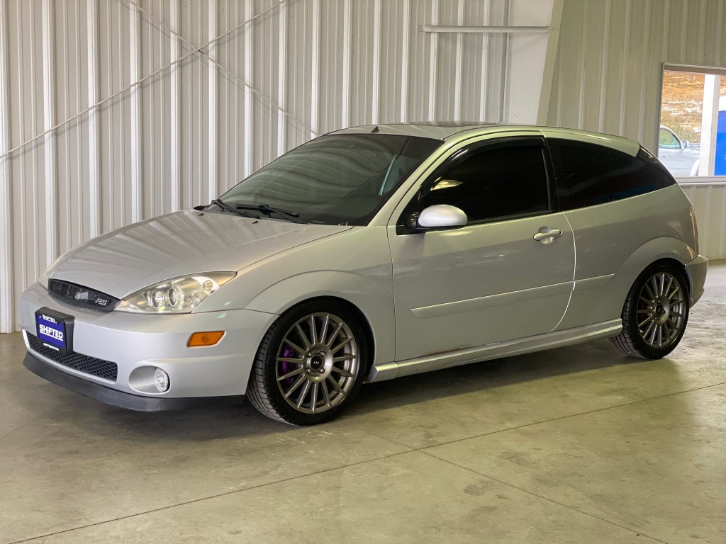 Picture of: Ford Focus SVT Manual – ShiftedMN