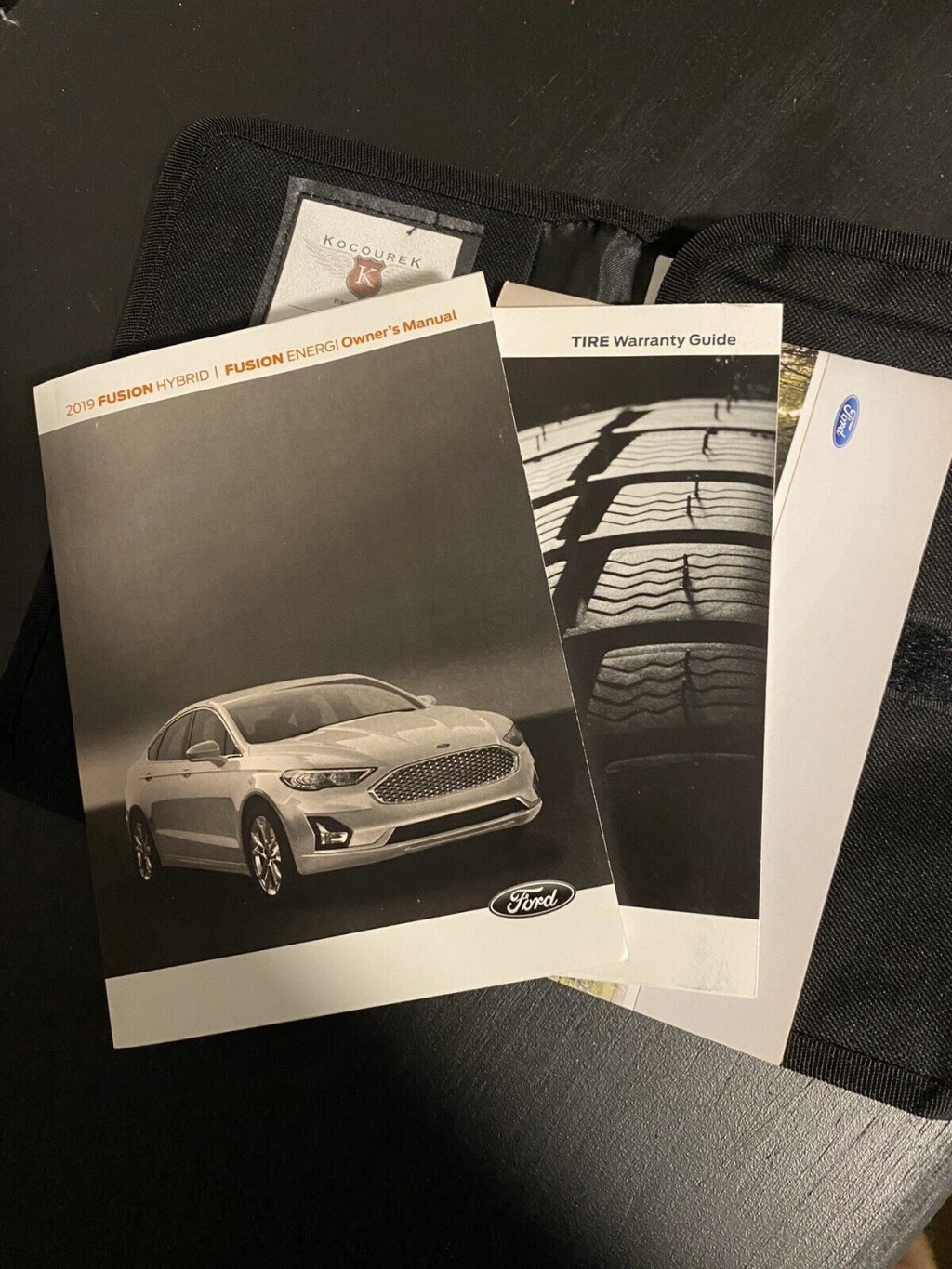 Picture of: FORD FUSION hybrid / energi OWNERS MANUAL w/case SE SEL TITANIUM