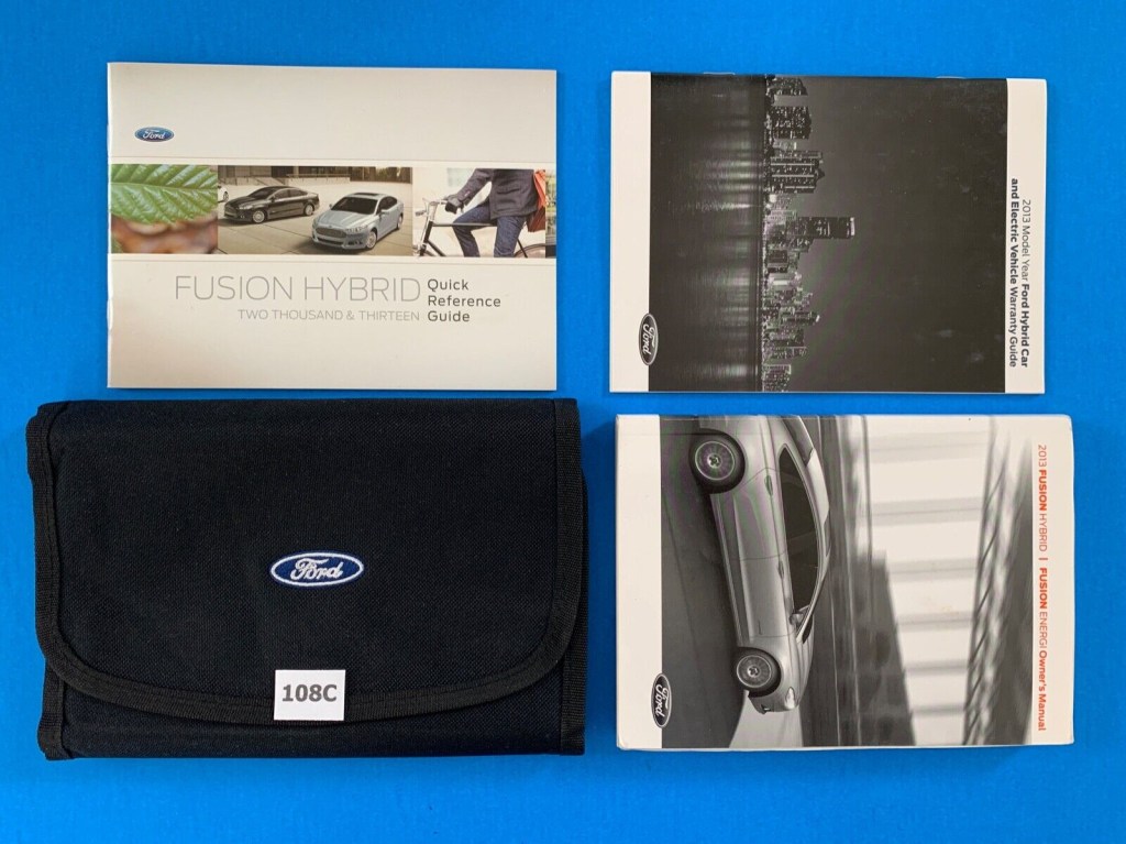 Picture of: Ford Fusion Sedan Hybrid / Energi SE Titanium Owners Manual Owner  Books Set