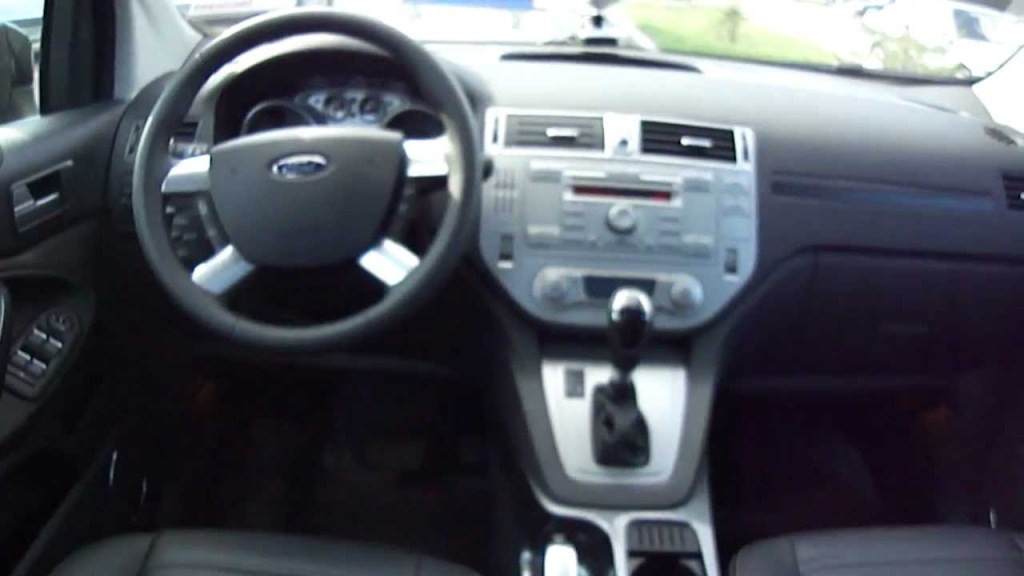 Picture of: Ford Kuga.Start Up, Engine, and In Depth Tour.
