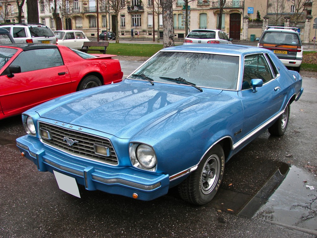 Picture of: Ford Mustang (second generation) – Wikipedia