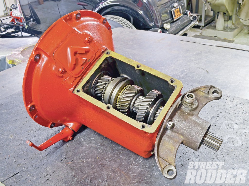Picture of: How to Rebuild a Transmission – A Second Life For Three-Speeds