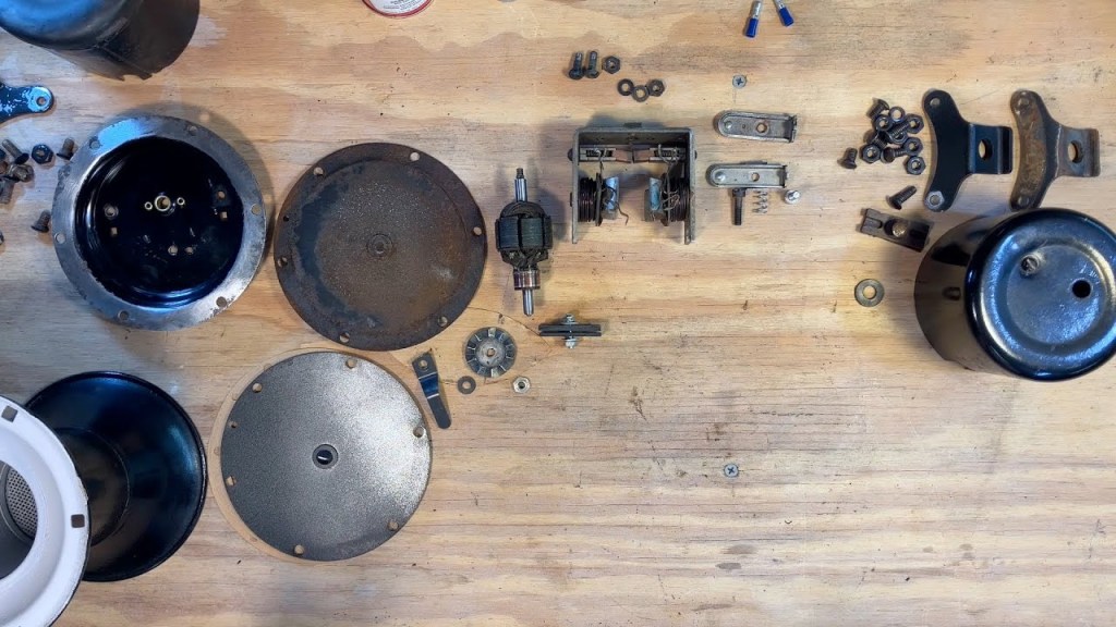 Picture of: Model A Ford – Horn Breakdown and Assembly