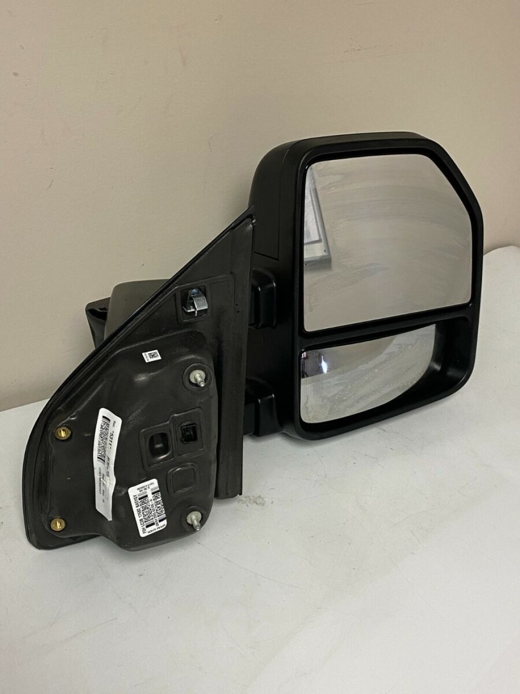Picture of: OEM – Ford F F Super Duty RH Manual Mirror FD# LCBBAGY