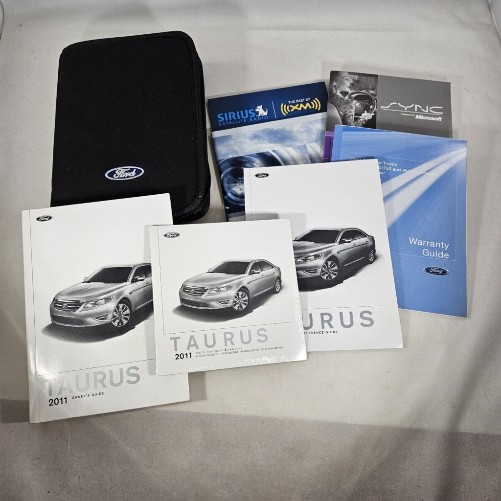 Picture of: Ford Taurus Owners Manual User Guide w/ DVD Navigation SYNC & Case