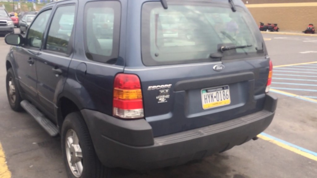 Picture of: SPOTTED! Ford Escape Manual Transmission