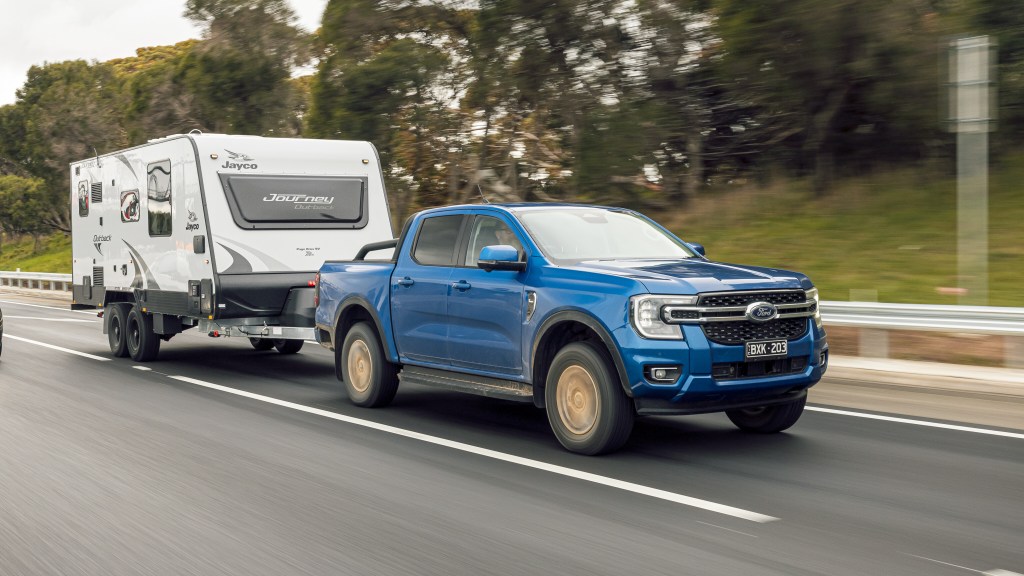 Picture of: Towing with the  Ford Ranger Sport V and XLT I