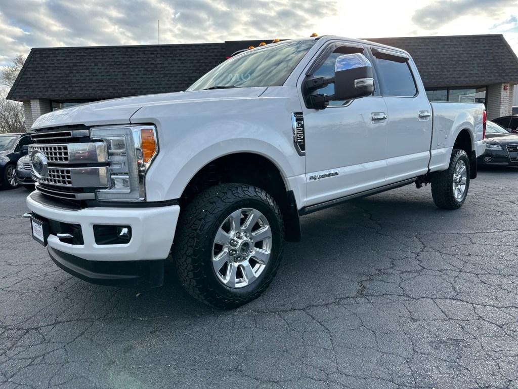 Picture of: Used  Ford F- Super Duty Platinum For Sale (Sold